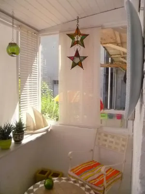 Image of Le Poinçon renversé Cozy and green
