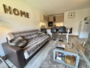 Image of Cozy Ground Floor Apartment for 4 with Garden, Near Village Centre and Ski Slopes