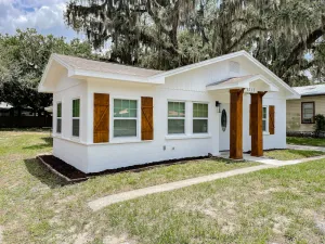Image of Boat friendly cottage close to Harris Chain of lakes and Disney World
