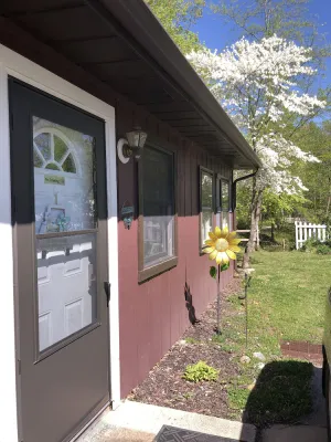 Image of Lake Life Cabin on Freeman Lake