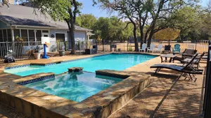 Image of Beautiful Country Home Minutes from Magnolia & Baylor Pool HotTub River Front