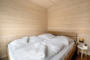 Image of Tiny House ‘Andreas’ met terras, sauna en toegang tot het meer