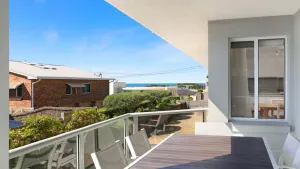 Image of Moon Glow Views, Short Walk To Beach Accom Holidays