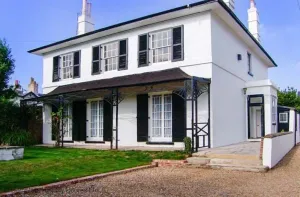 Image of Bury Villa - 7 bedrooms sleeping 18 guests