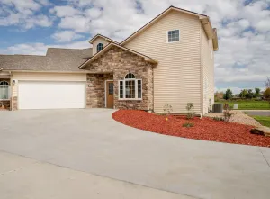 Image of Comfy Gathering Place for Friends or Family!
