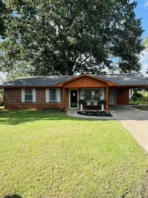 Image of Star Meadows - 3 Bedroom Beautiful Home near Starkville, MS