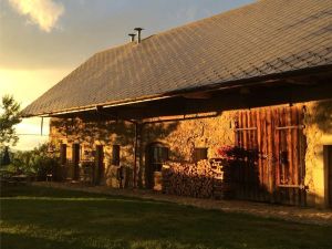 Image of Cottage with terrace 15 minutes from the lake in the countryside, in an old farmhouse