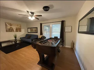 Image of Yellow Brick Road House 1miles from Hobby Airport