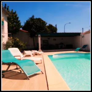 Image of Villa with private pool in Carcassonne town, quiet area with castle views