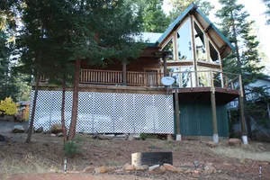 Image of Log Cabin with Lake and Mountain Views, family friendly, 3 Bedroom, 2 Bath, WIFI