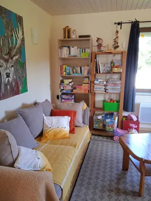 Image of INDEPENDENT BED & BREAKFAST CAMPAIGN COMFORT QUIET linen provided table tennis games