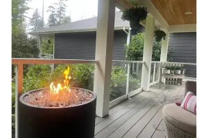 Image of Adorable 1 bed Guest House w\/cozy elec. fireplace
