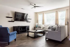 Image of Upscale Modern Home★ King Bed★ Garage Parking★ Sanitized★ Long Stays