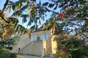 Image of COTTAGE character 3 ears in the hamlet in the countryside near St Geniez olt