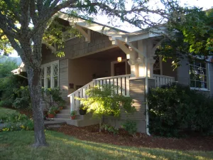 Image of Stone's Throw Bungalow ~ Walk to Plays, Licensed\/Legal, Private Entrance, Garden
