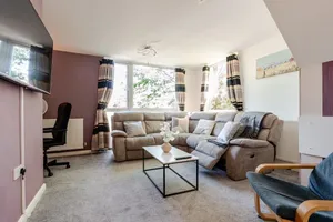 Image of Comfortable 3-Storey House with Free Car Parking