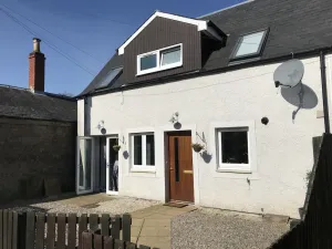 Image of Comfortable cottage in a central location