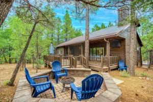 Image of Cardinal Landing Cabin in Torreon w\/AC, Furnished Deck, Grill & Firepit