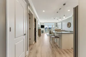 Image of Lovely Two Bedroom Condo with Stunning Bay Views