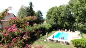Image of Cottage 10 people in a park with swimming pool