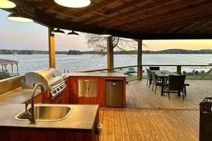 Image of Eagles Nest on Lay Lake: Firepit & Stunning Views