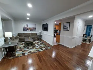 Image of $245\/Amazing 3LV, 4BR TH, 3.5BTH close to Quantico