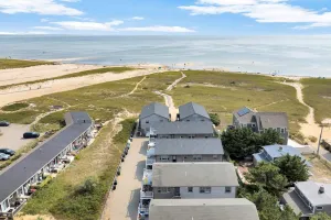 Image of Water Access Condo on Cape Cod Bay (2284)