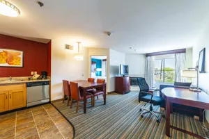 Image of Phoenix 2bd Queen Beds