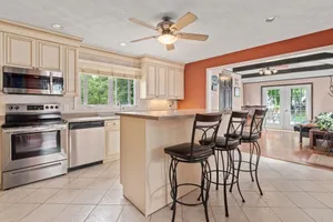Image of Welcoming 7 room house <15 miles to Boston, Salem & Casino