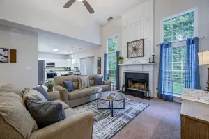 Image of Enjoyable Pet-Friendly 3BR Porch & Grill, Near DT