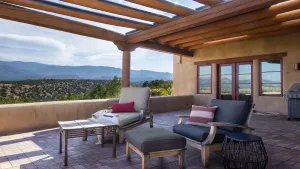 Image of Elegant 3 bedroom home with stunning views and 5 star reviews!