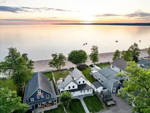 Image of Park- Entire Home Sleeps 21