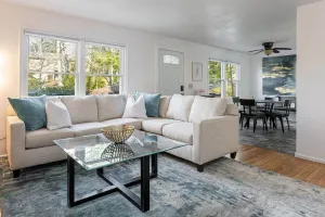 Image of 4BR Home Minutes to DOWNTOWN, RAD & BILTMORE