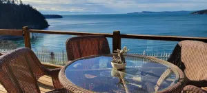 Image of Sunny Island Cliff Side Views