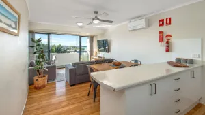 Image of Husky Oasis - Centre OF Huskisson -