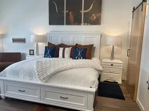 Image of Gorgeous Midtown Condo