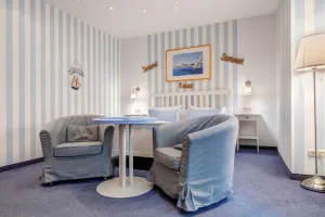 Image of Großes Doppelzimmer, Erdgeschoß mit Terrasse - Hotel Villa Seeschlößchen 3