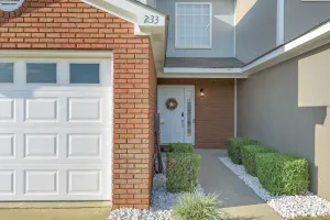 Image of J&Y Family 3BR\/2.5BA \/ LuxuryTownhouse