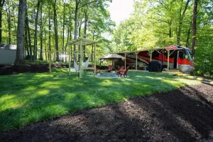 Image of 3E *Glamping at Treasure Lake*
