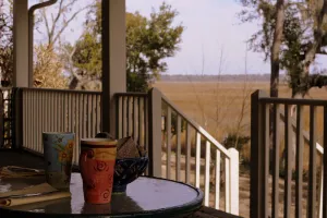 Image of Central to Beaufort, HHI, birding refuges, Parris Island. Pet & family friendly.