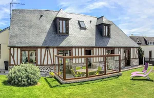 Image of Stunning Home In Criquetot-Lesneval