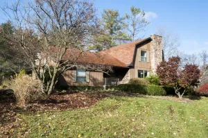 Image of Country Home with Entertainment Facility Available, Close to Town