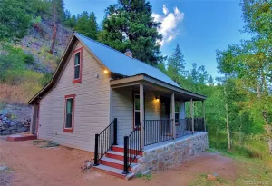 Image of Traveler's Mountain Retreat w\/ Grotto Cave Room