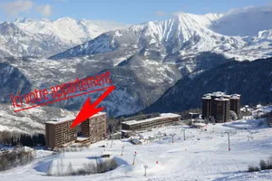 Image of MAGNIFICENT T3 OF 57M2 - FRONT OF SNOW - CENTER STATION.
