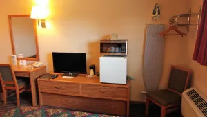 Image of Red Carpet Inn - Windom