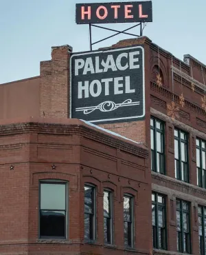 Image of Perfect Queen Suite in ❤️ of Salida at Palace Hotel - seasonal\/monthly