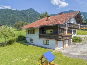 Image of Beautiful group house, ski lift nearby