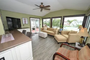 Image of St Julian's Place - Large updated Apt @ 40 Min NYC