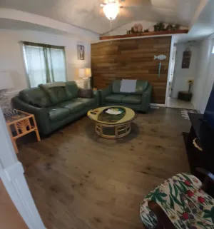 Image of WATERFRONT! very nice 2\/2 new bathrooms. Kayak the shallow Gulf to see dolphins