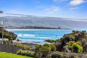 Image of Marengo Beach House - Superb views, walk to beach